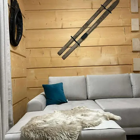 木屋 U Sabaly 乔乔洛